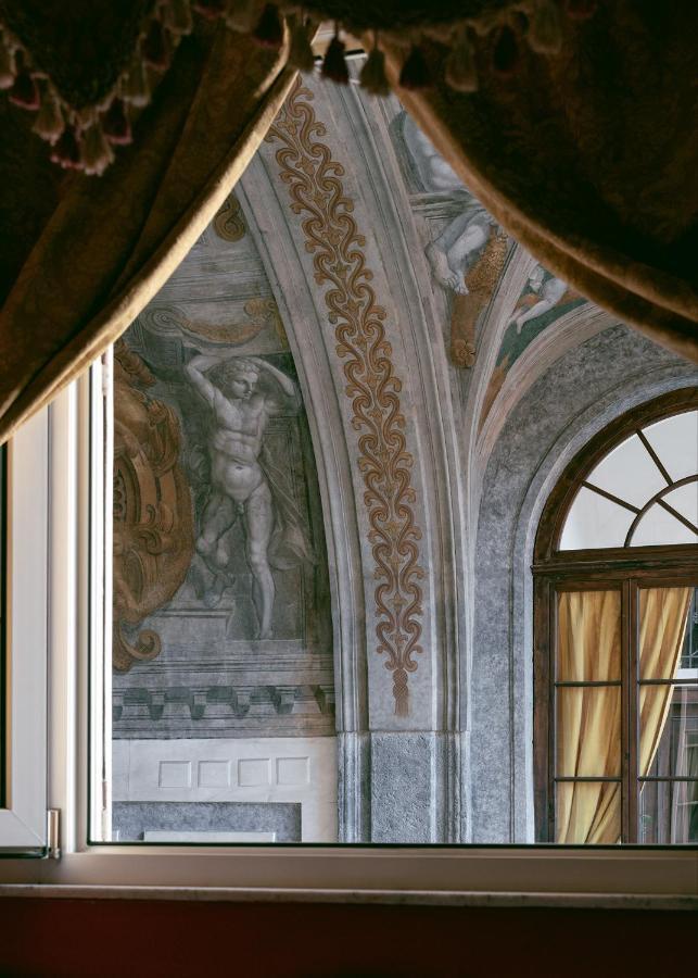 ホテル Carafa Di Maddaloni Residenza Di Charme ナポリ エクステリア 写真