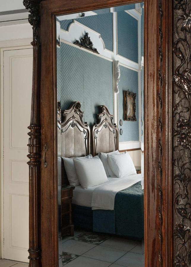 ホテル Carafa Di Maddaloni Residenza Di Charme ナポリ エクステリア 写真
