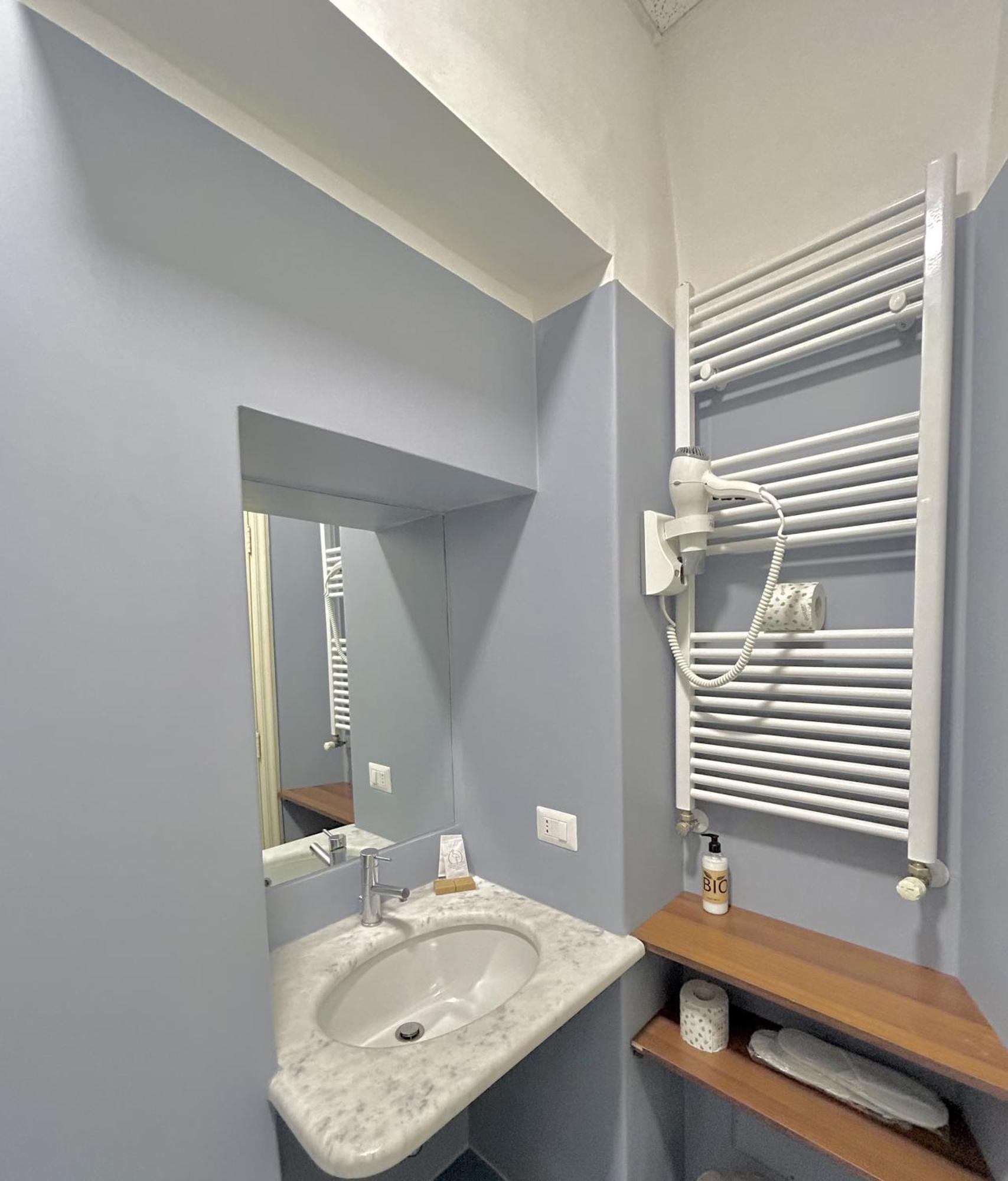 ホテル Carafa Di Maddaloni Residenza Di Charme ナポリ エクステリア 写真