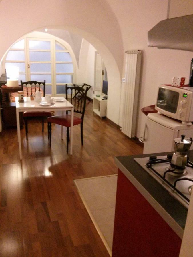 ホテル Carafa Di Maddaloni Residenza Di Charme ナポリ エクステリア 写真